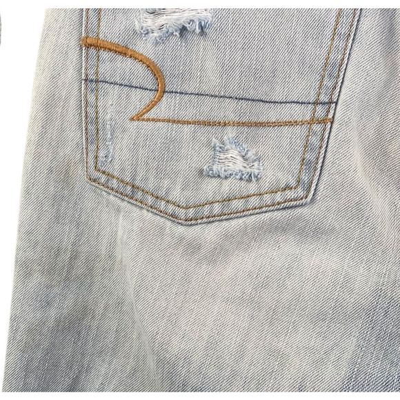 American Eagle Jeans Womens Size 4 Boy Crop Blue Light Wash Button Fly25" Inseam - Picture 15 of 16